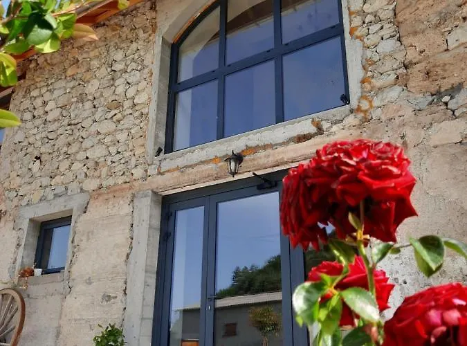 Bed and Breakfast Le Petit Bégou à Saint-Auban-d'Oze