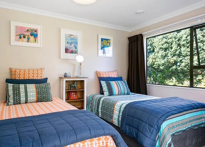 Lupin Lodge Bed & Breakfast Taupo
