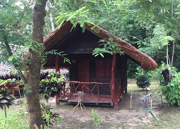 Paradise Lost Bungalows Ko Kradan