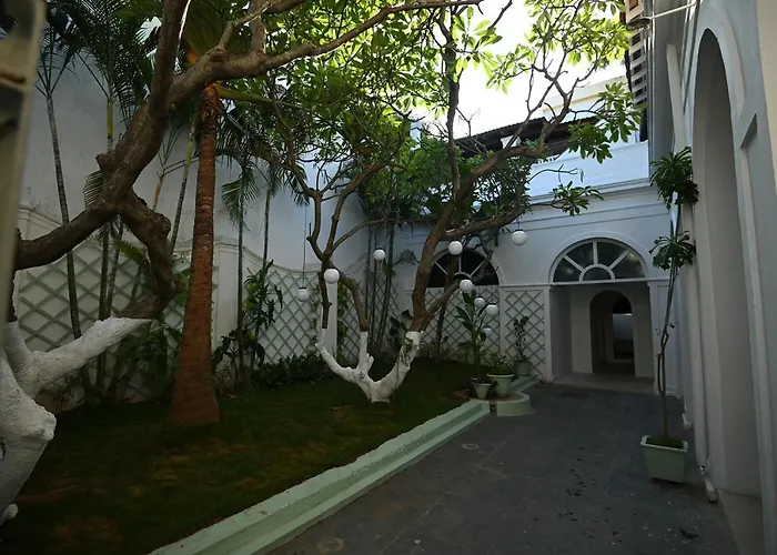 La Cedille - French Heritage House