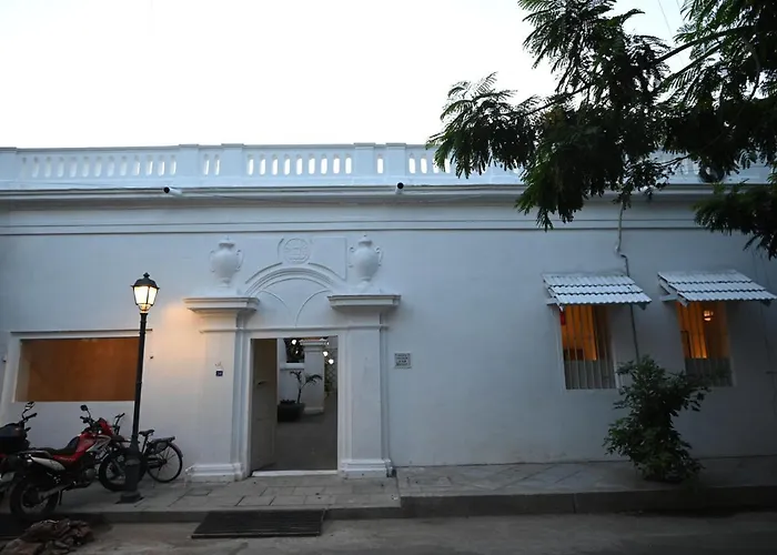 La Cedille - French Heritage House