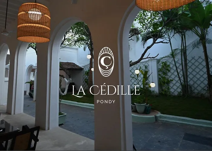 La Cedille - French Heritage House