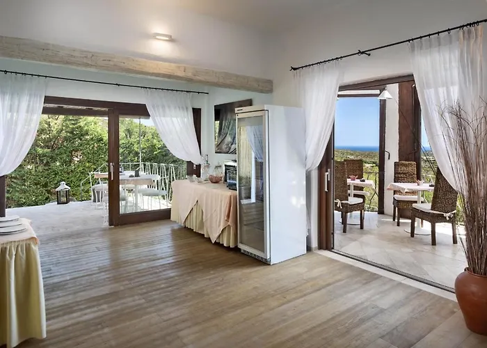 Iconic Luxury Suites Abbiadori