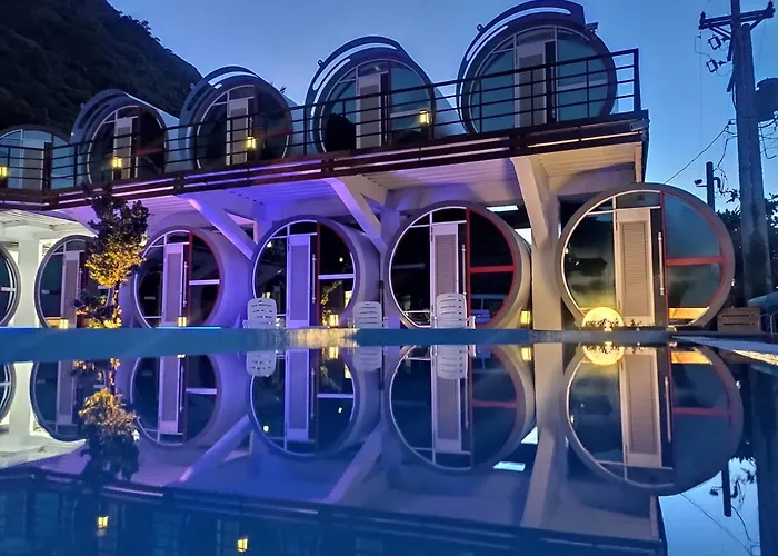Bed and Breakfast Tube18 Isla Verde
