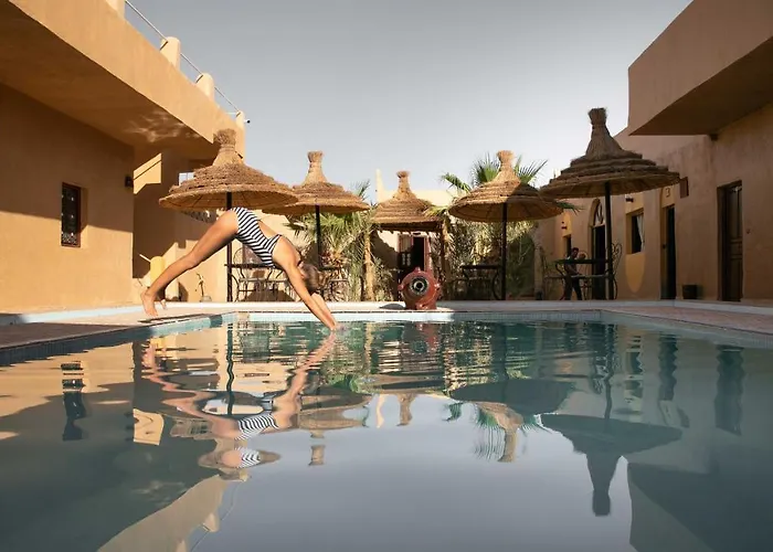 L'Homme Du Desert A Merzouga
