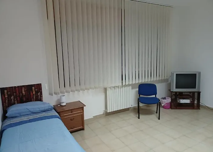 Giovanna 199 Bed and Breakfast Rende