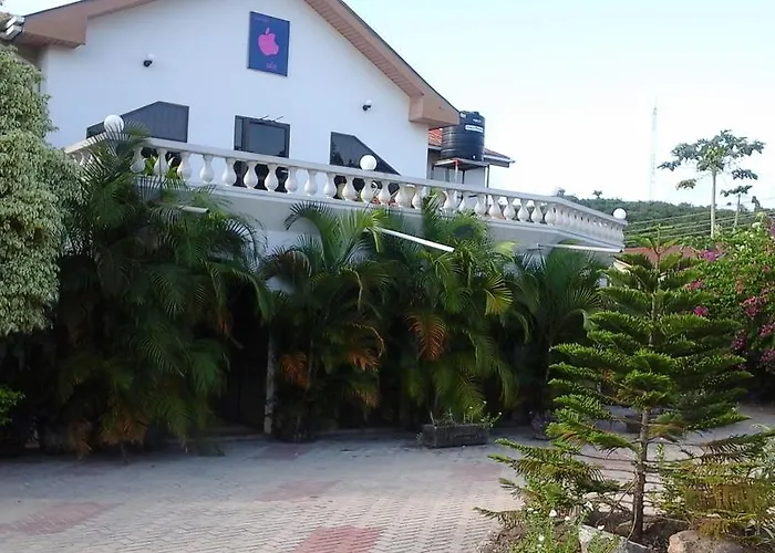 Eden Lodge Cape Coast