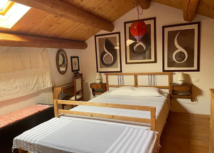 La Casa degli ulivi Art B&B Trecastelli