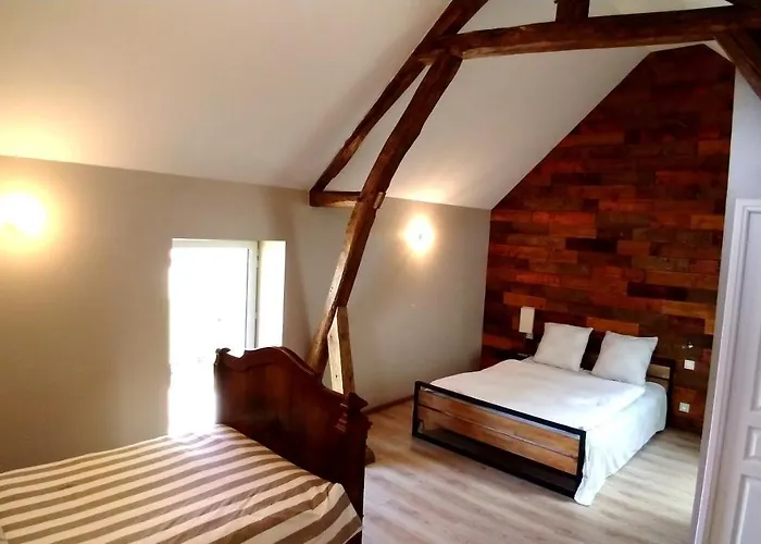 Bed and Breakfast Les Trois Provinces à Couffy