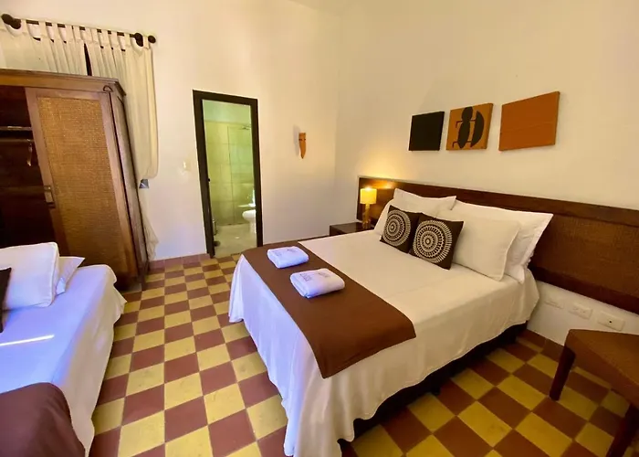 Hotel Hacienda El Roble