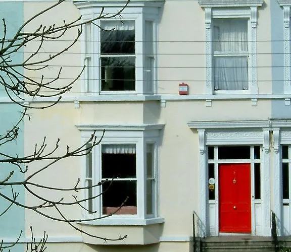 Claremont House Bed and Breakfast Dun Laoghaire