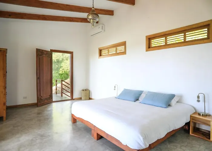 Bed and Breakfast Lucero Playa Santa Teresa 