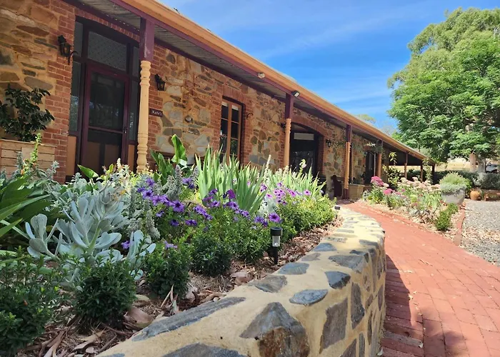 Marananga Cottages