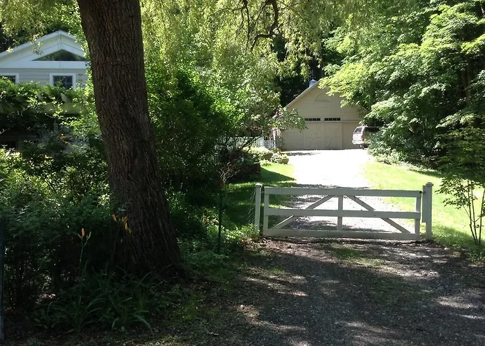 Haddock Hill House Bed & Breakfast Old Chatham