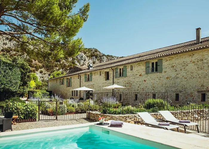 Les Chambres Entre Vigne et Garrigue - Les Collectionneurs