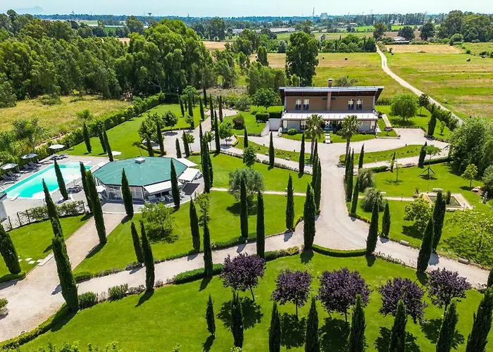 Casale Delle Ronde B&B