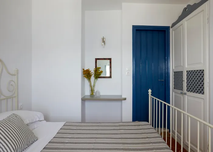 Allure Breeze Suites Oia