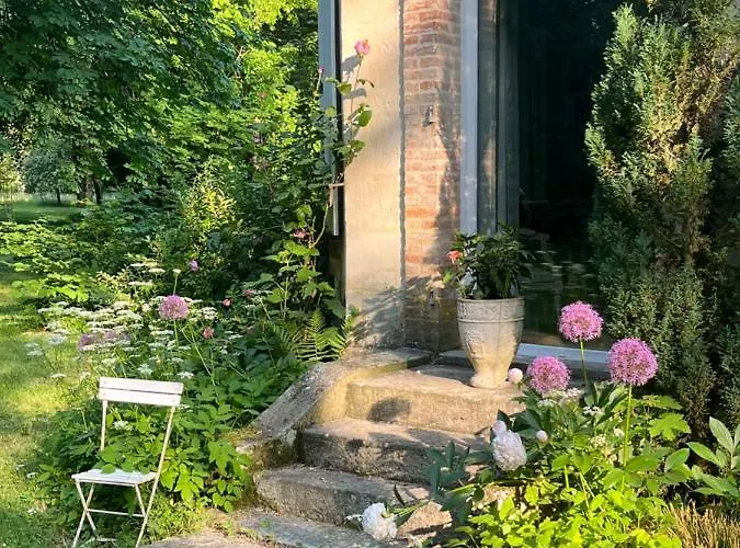 Bed and Breakfast les grandes hayes à Coulonges-sur-Sarthe