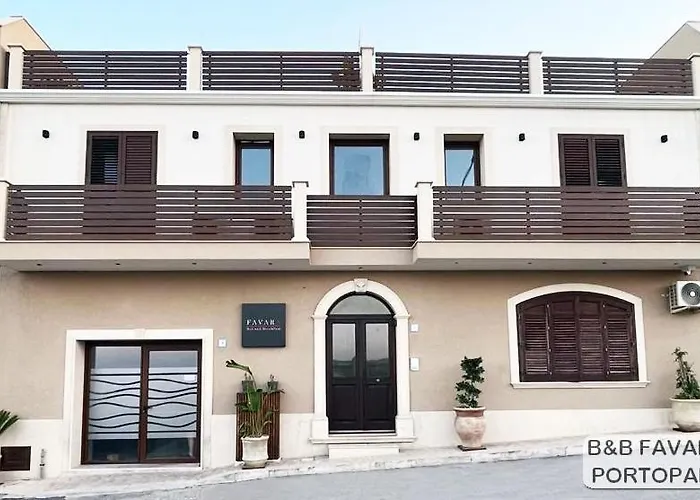 Favara Rooms