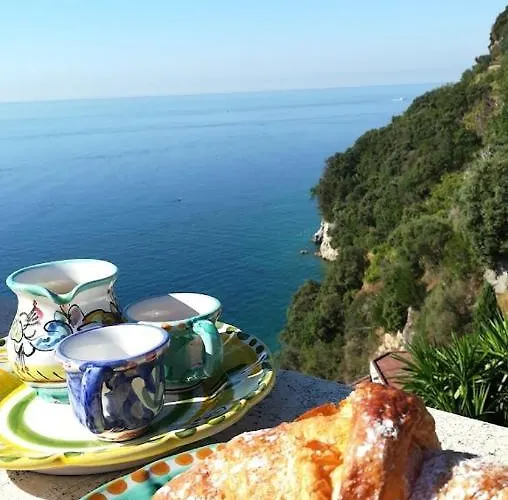 Bed and Breakfast La Lanterna Cetara