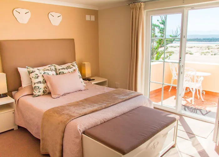Milkwood Manor On Sea Bed & Breakfast Plettenberg Bay