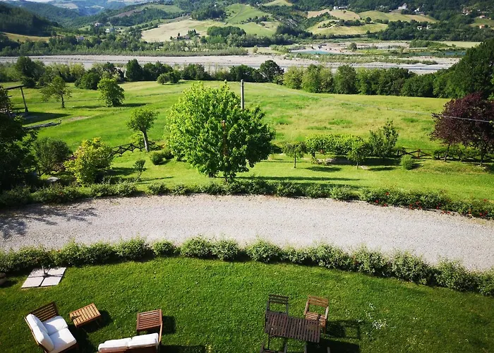 Villa Gelsomina Varano deʼ Melegari
