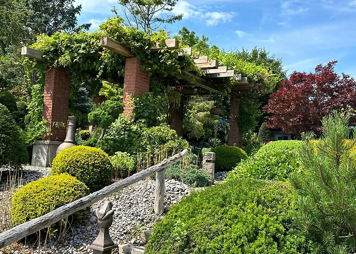 The Wind In The Willows - Luxury Lakefront Oasis Cobourg