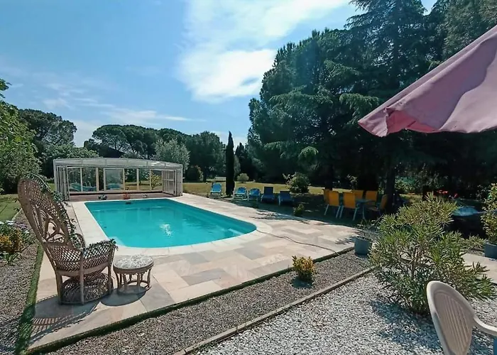 Bed and Breakfast Mas des 2 paons à Villedaigne