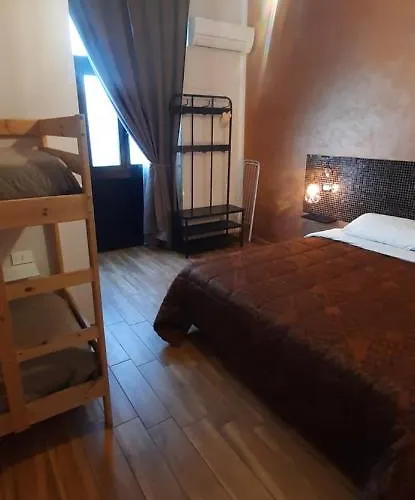 Cairoly Rooms' Termoli