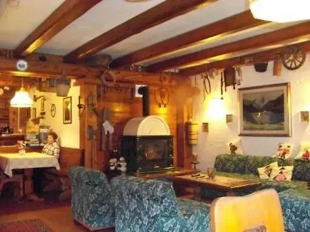Garni Pecol Bed and Breakfast Fusine