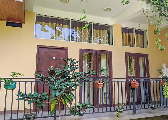 Yala Golden Wild Bed and Breakfast Tissamaharama