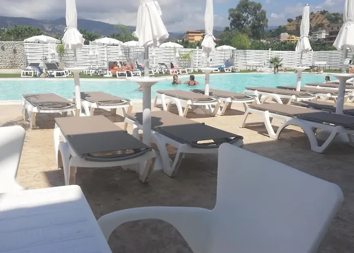 All'Ombra Del Noce B&B Catona Di Reggio Calabria