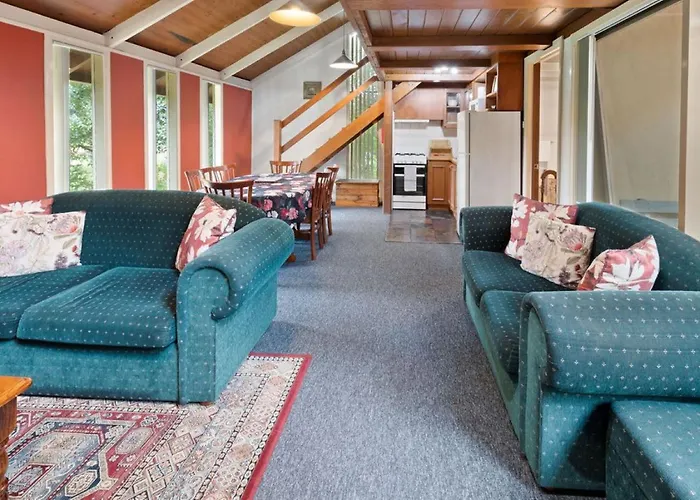 Clarendon Chalets Yahl