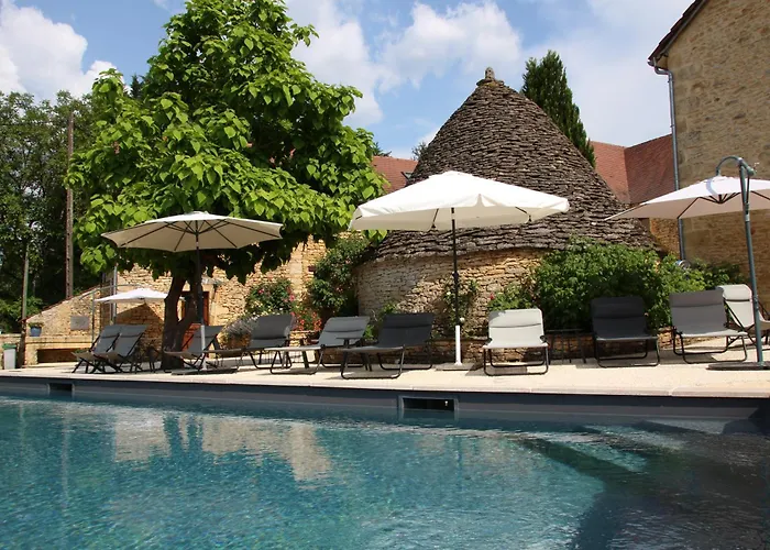 Aux Bories De Marquay, Chambres D'Hotes B&B Avec Piscine Et Spa Pres De Sarlat