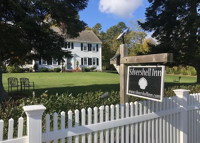 Silvershell Inn