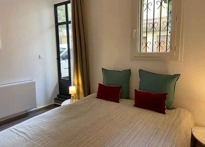 Casa-Belle Bed & Breakfast Serignan