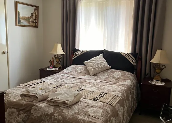 Ascot On Swan Bed & Breakfast Perth