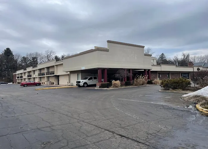 Pine Lake Resort And Banquets