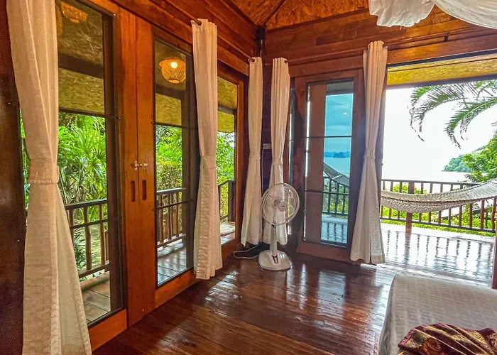 Bed and breakfast Hillhouse - Koh Yao Noi