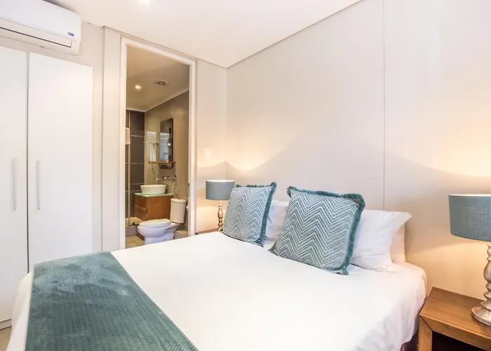 Point Waterfront Apartments