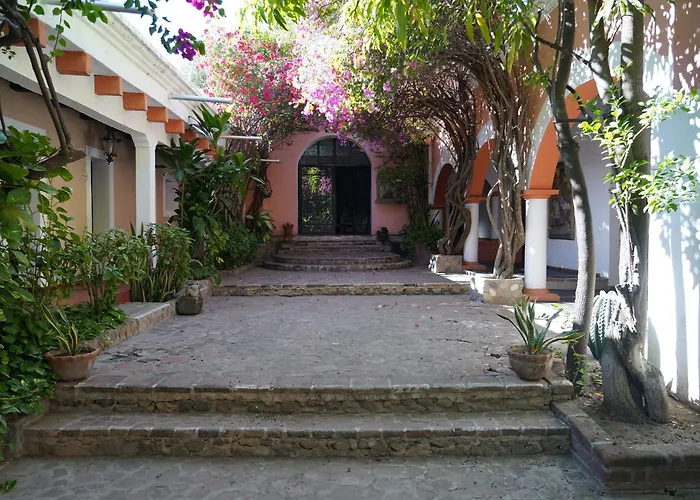 Hotel la Mansión