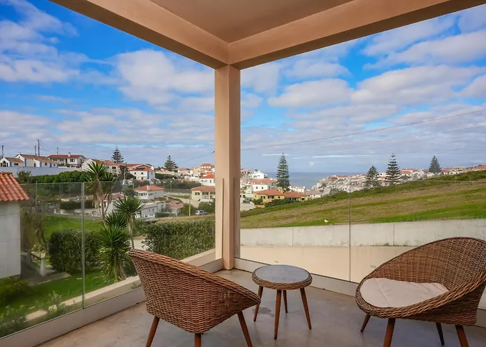 Azenhas Do Mar Valley House