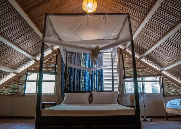 Andilana Lodge