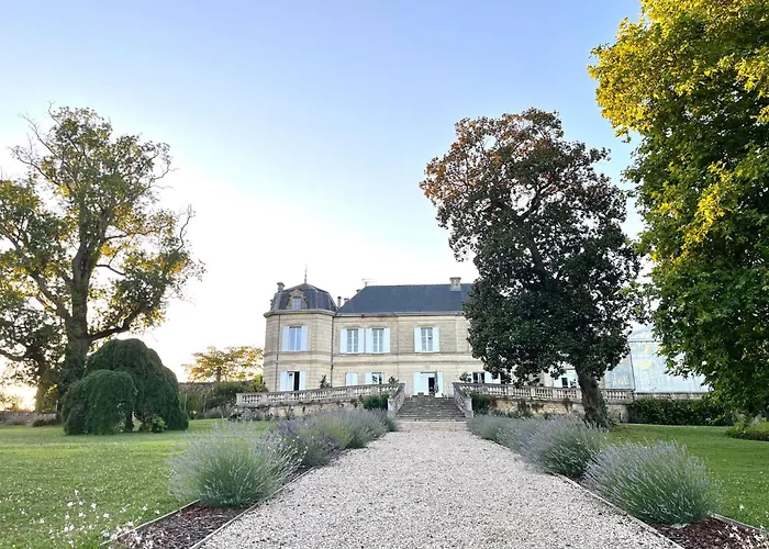 Chateau Carbonneau