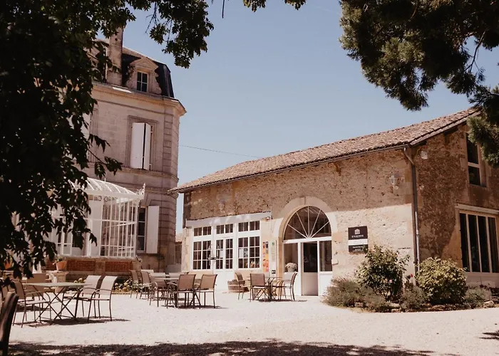 Chateau Carbonneau