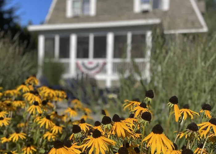 White Sails Inn Kennebunk