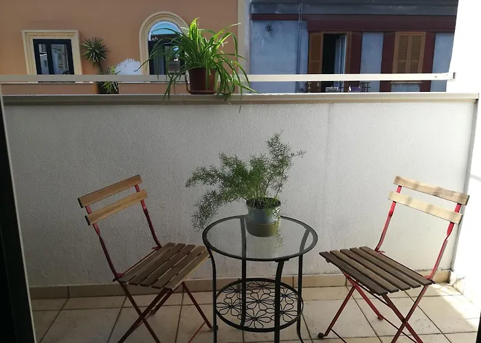 Benedetto Cairoli Guest House