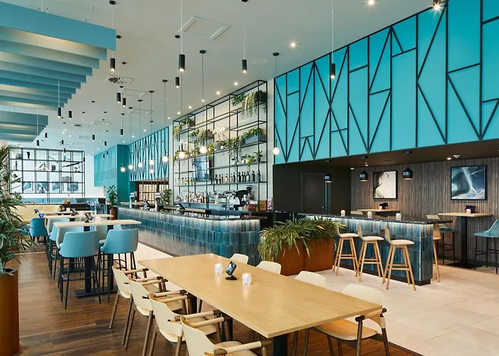 Courtyard By Marriott London Gatwick Airport