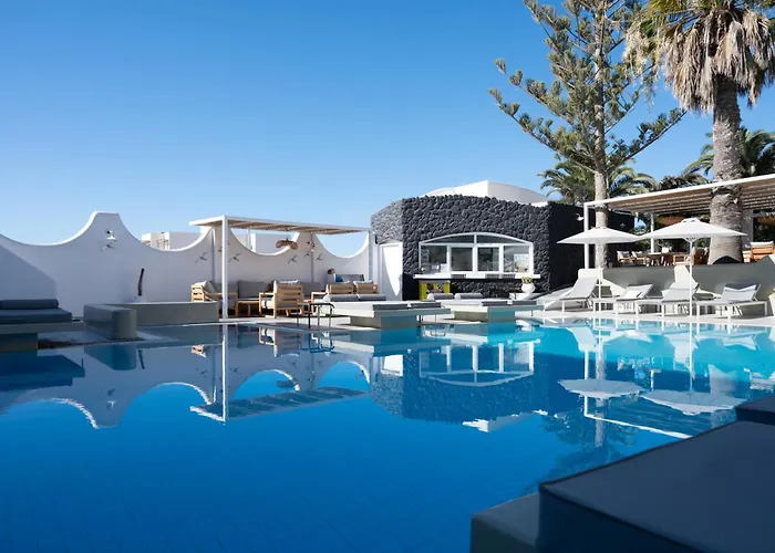 Daedalus Hotel