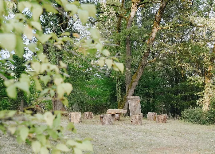 MAISON CISTUS - Maison d'hôtes de charme - Suites et gîte avec terrasses privées - Proche de Sarlat, au coeur de la Nature